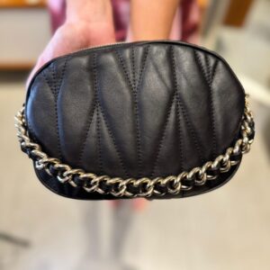 Bolsa Matelassê Oval Preta